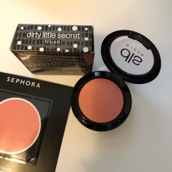 Blush & Kisses Lips sample bag makeup lot - Picture 2 of 4